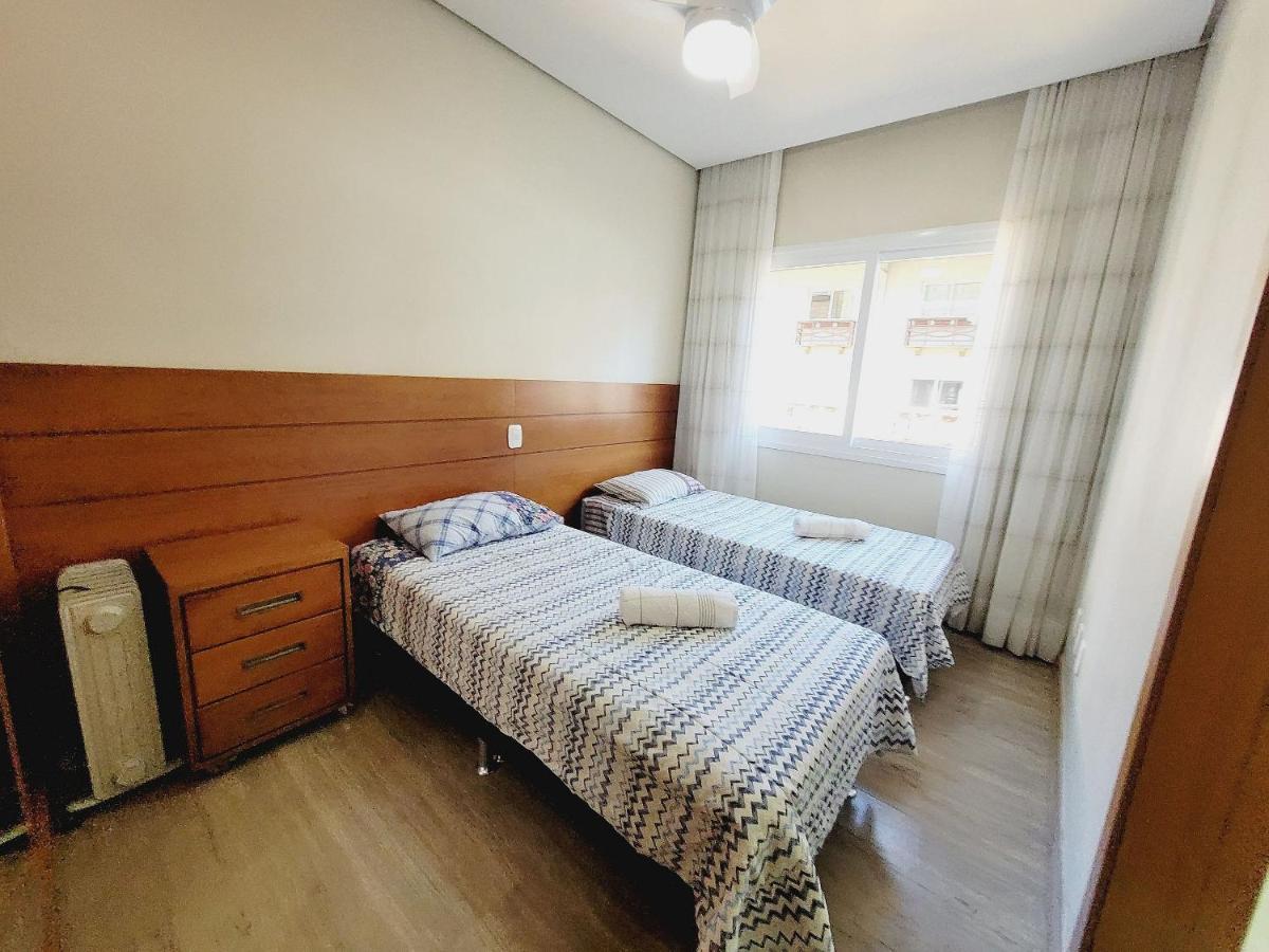103/3 Apto Com Piscina Aquecida Грамаду Екстериор снимка